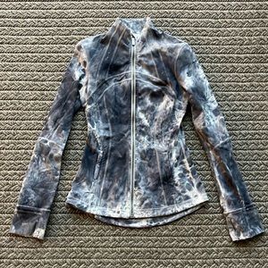 Lululemon Defyne tie- dye jacket, size 4